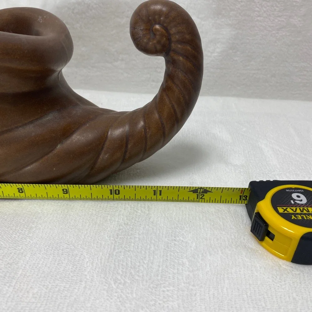 VTG Brown Ceramic Cornucopia Horn of Plenty‎ Vase Planter Table Decor D475